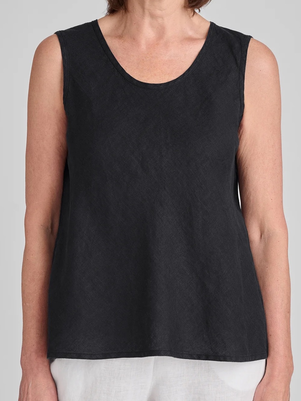 Flax Black Linen Scoop-Neck Tank